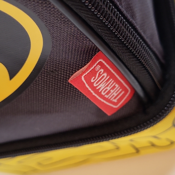 Thermos Batman Lunchbox Bag Cape Top Handle 2 Compartment Kids Boys Grey OS NWT - Picture 16 of 16